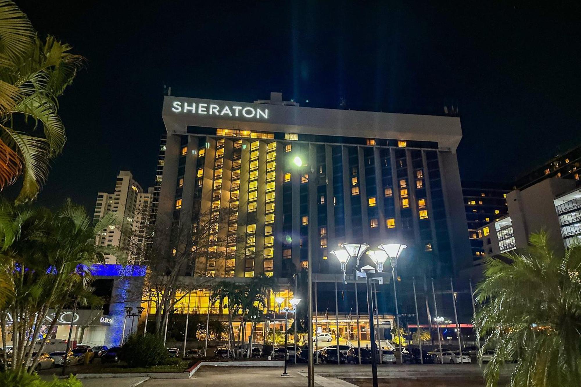 Sheraton Grand Panama Exteriör bild Sheraton Surabaya