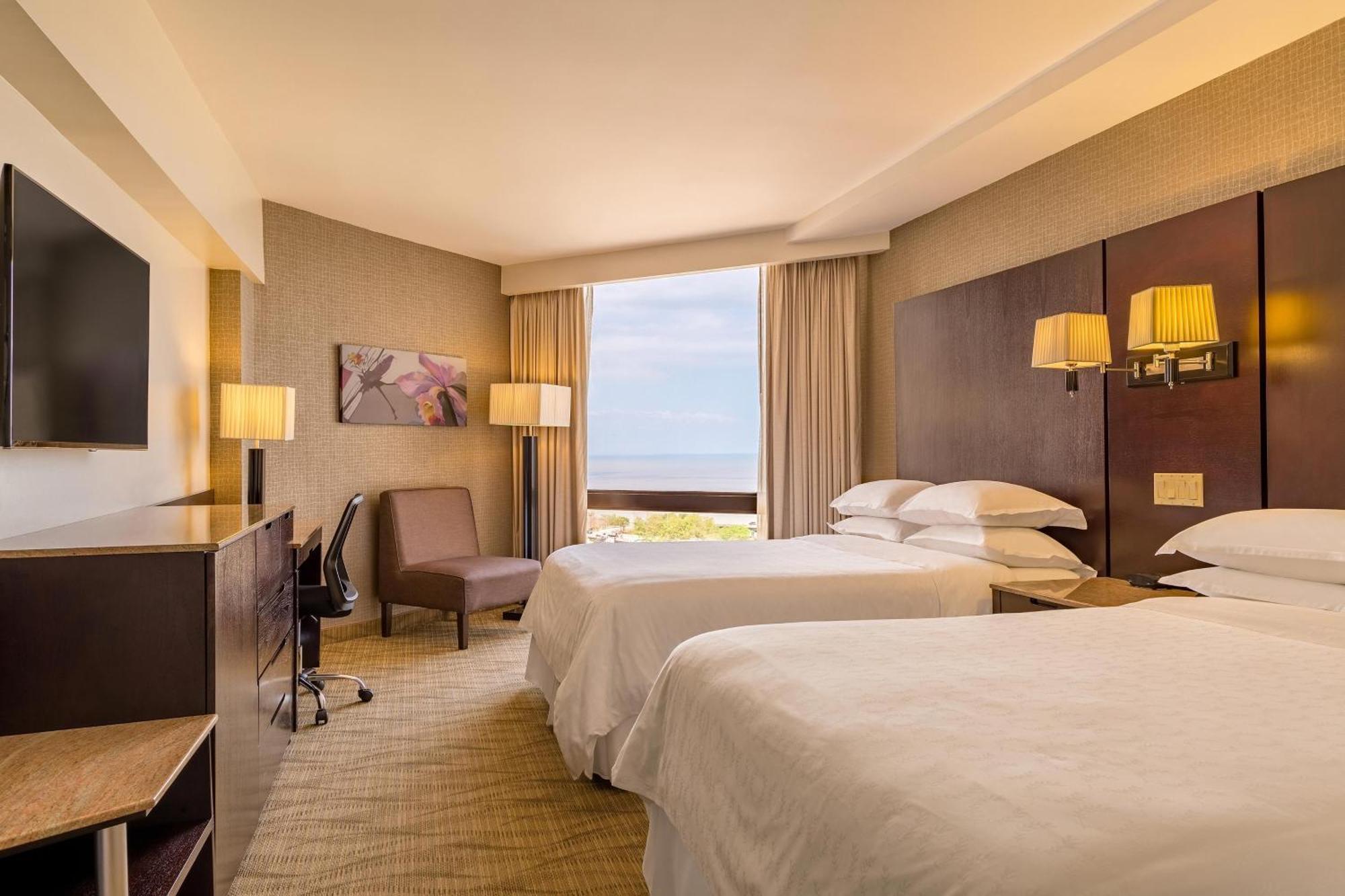 Sheraton Grand Panama Exteriör bild Deluxe room