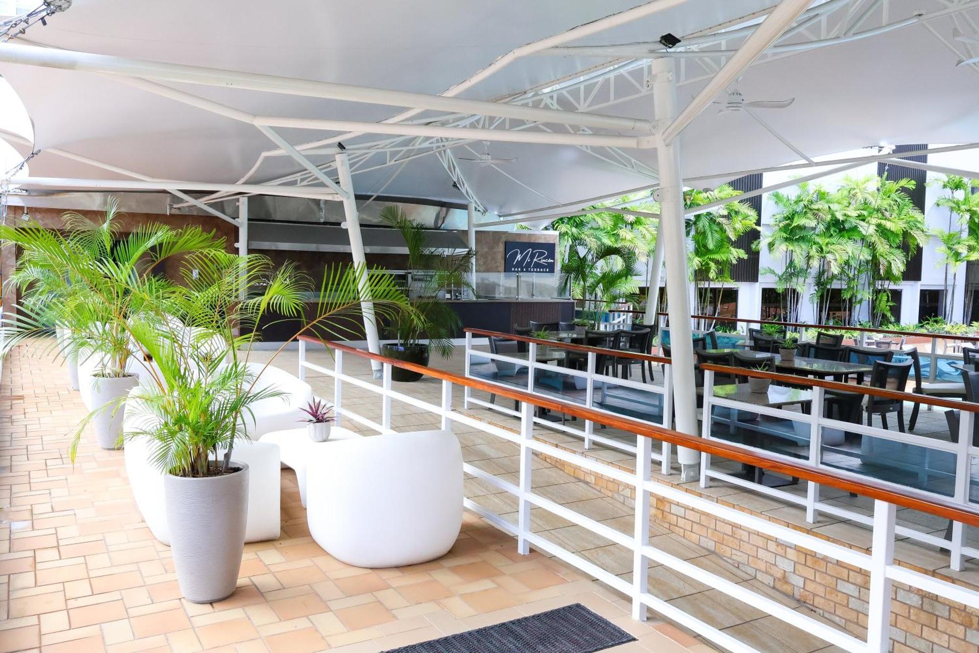 Sheraton Grand Panama Exteriör bild The Terrace
